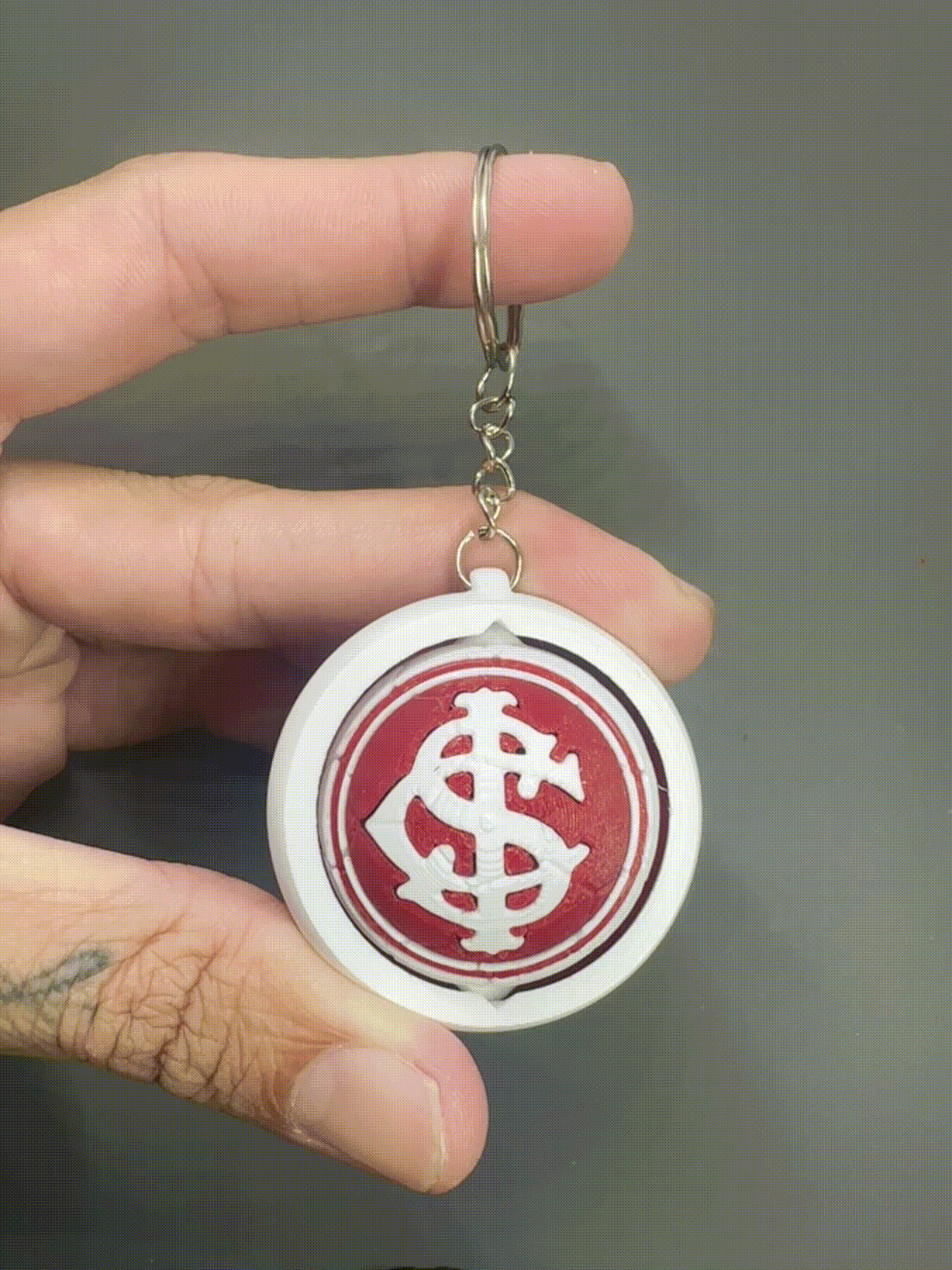 Chaveiro giratório Internacional 