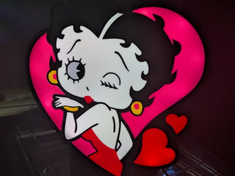 Betty Boop Hearts LightBox