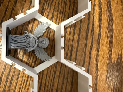 Triple Hexagon for Weeping Angel Minifig