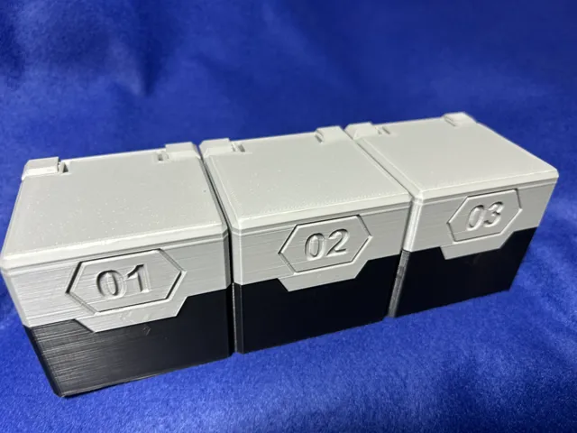 BEY BLADE X 3on3 デッキケース