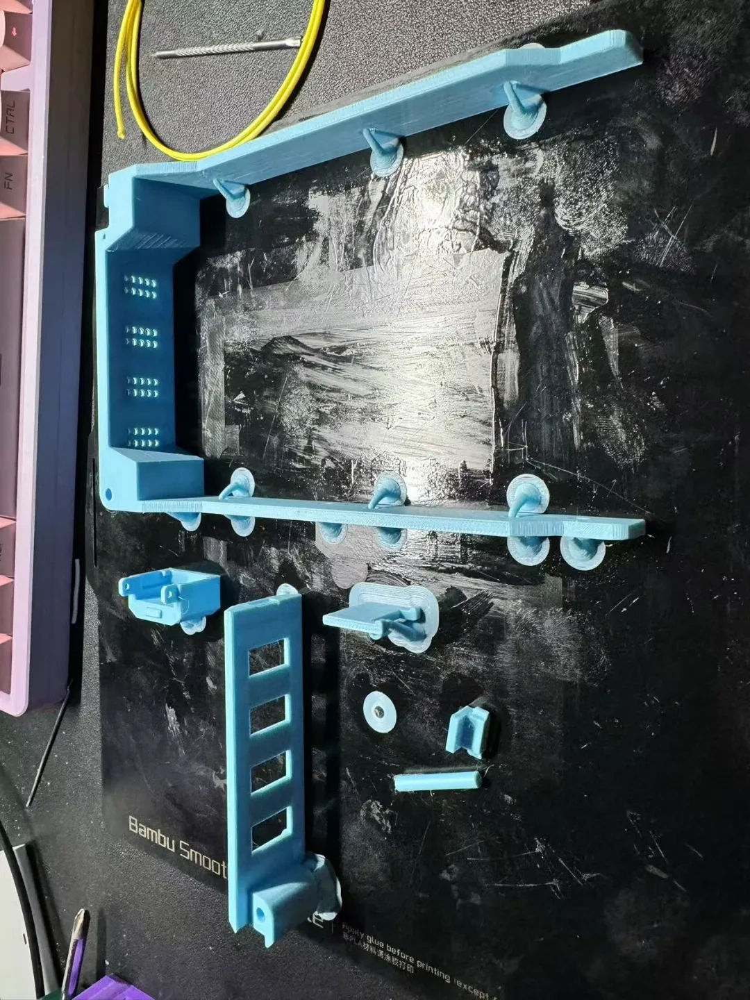 Miniatura 2 do modelo 3D 四盘位 3.5寸硬盘笼 SATA线直插版