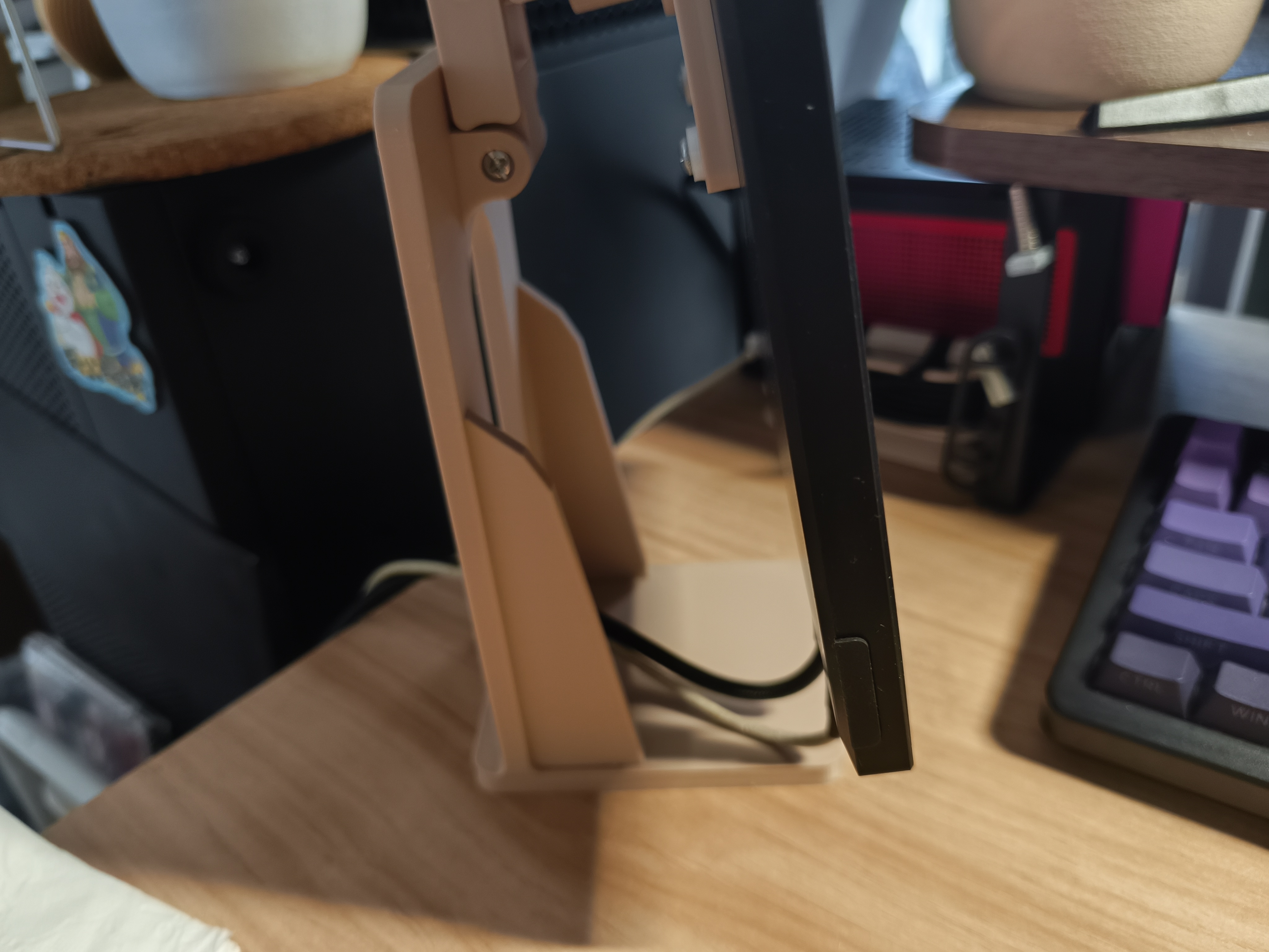 Miniatura 2 do modelo 3D 便携显示器棘轮旋转支架