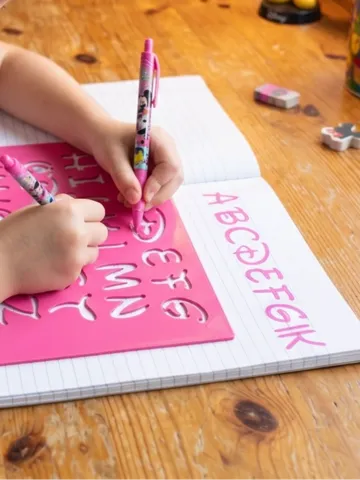Caja o estuche: Disney alphabet templates / Back to school — vista de referencia 2
