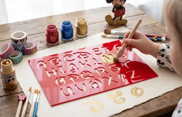Caja o estuche: Disney alphabet templates / Back to school — vista de referencia 4