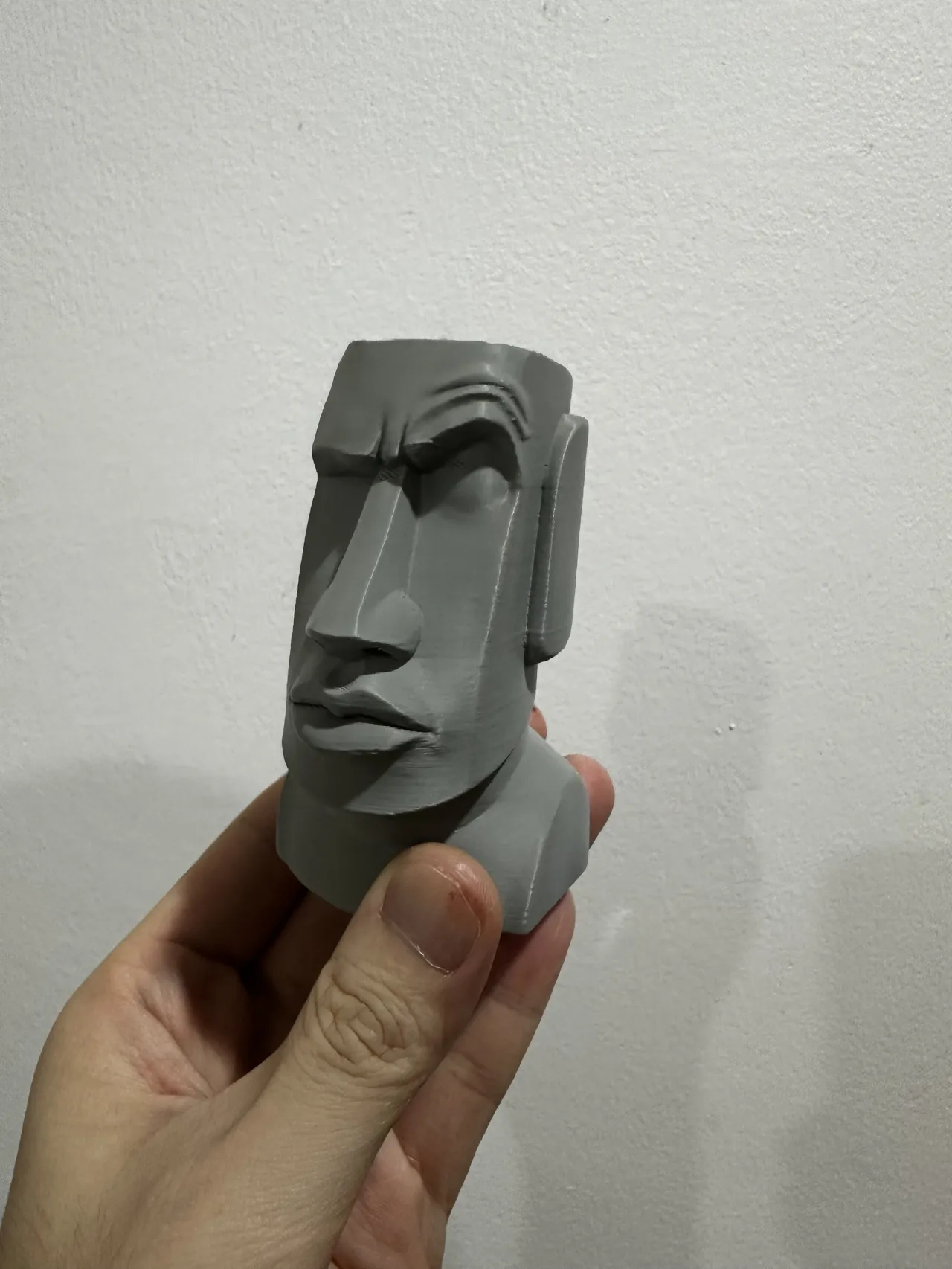 The Raised Eyebrow Moai view 4
