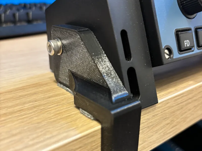 EFIS/FCU Mount - Ikea Linnmon/Lagkapten desk