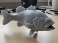 Achigan à petite bouche — figurine de poisson — photo 2