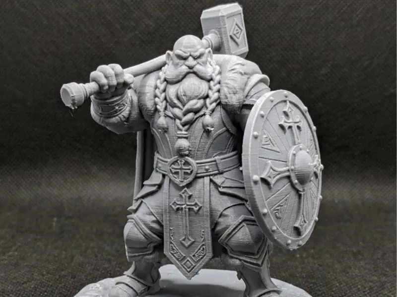 Dwarf Cleric Mini D&D model Dungeons & Dragons