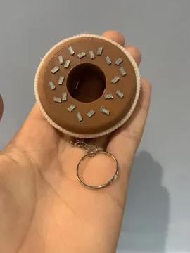Accesorio para sujetar ligas de cabello: Bagel hair tie keychain — vista de referencia 5