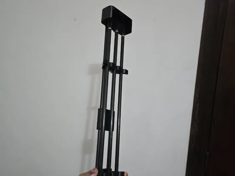 Compound bow quick attach quiver