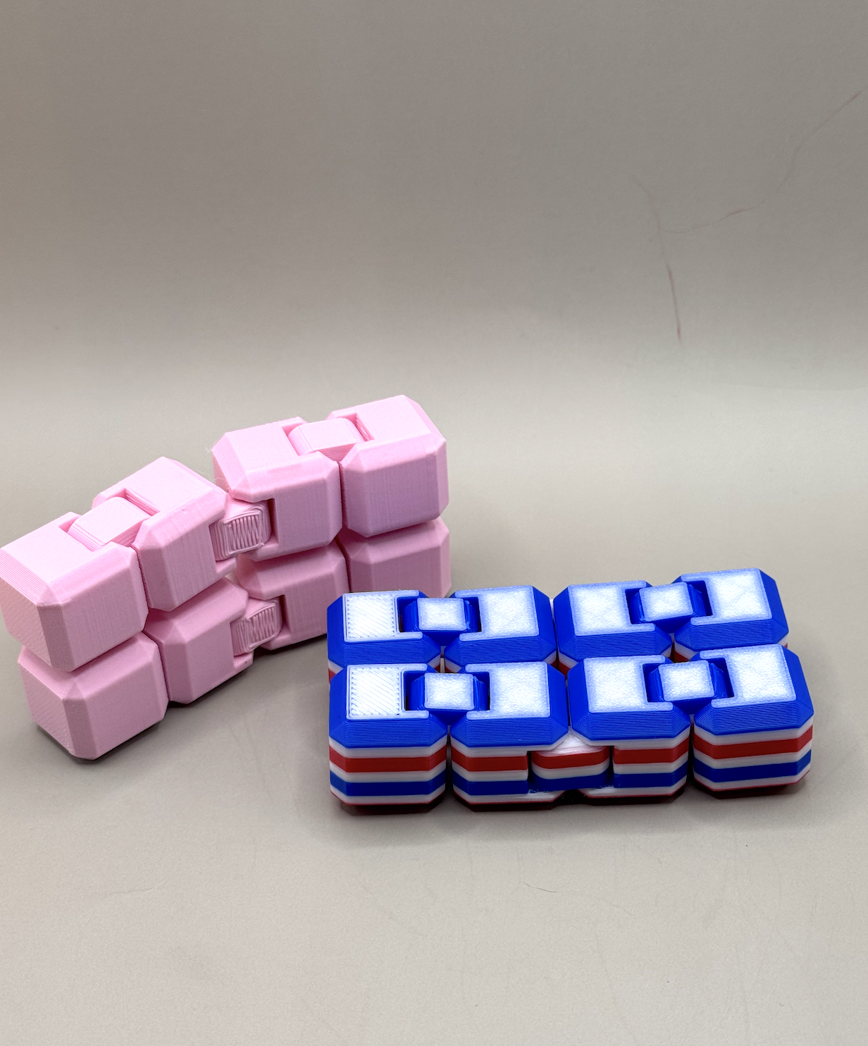 Miniatura 2 do modelo 3D Infinity Fidget cubes