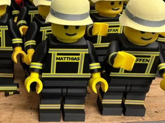 Brickman Feuerwehrmann 20cm Figur 500%