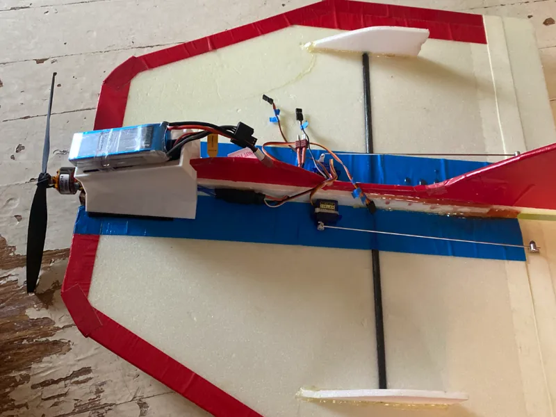 RC Airplane Battery Mount