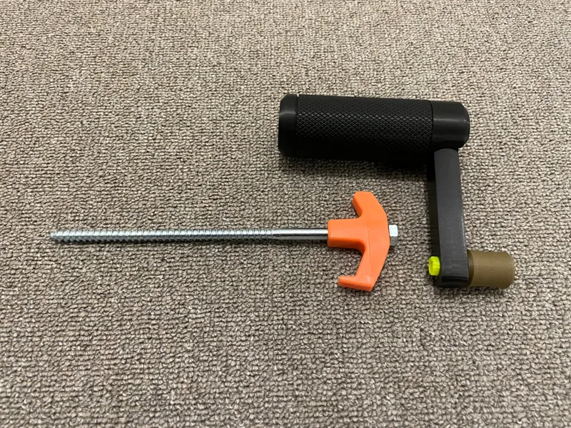 Foldable Screw Pegs Crank