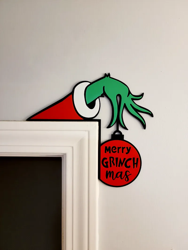 Merry Grinchmas Door Corner
