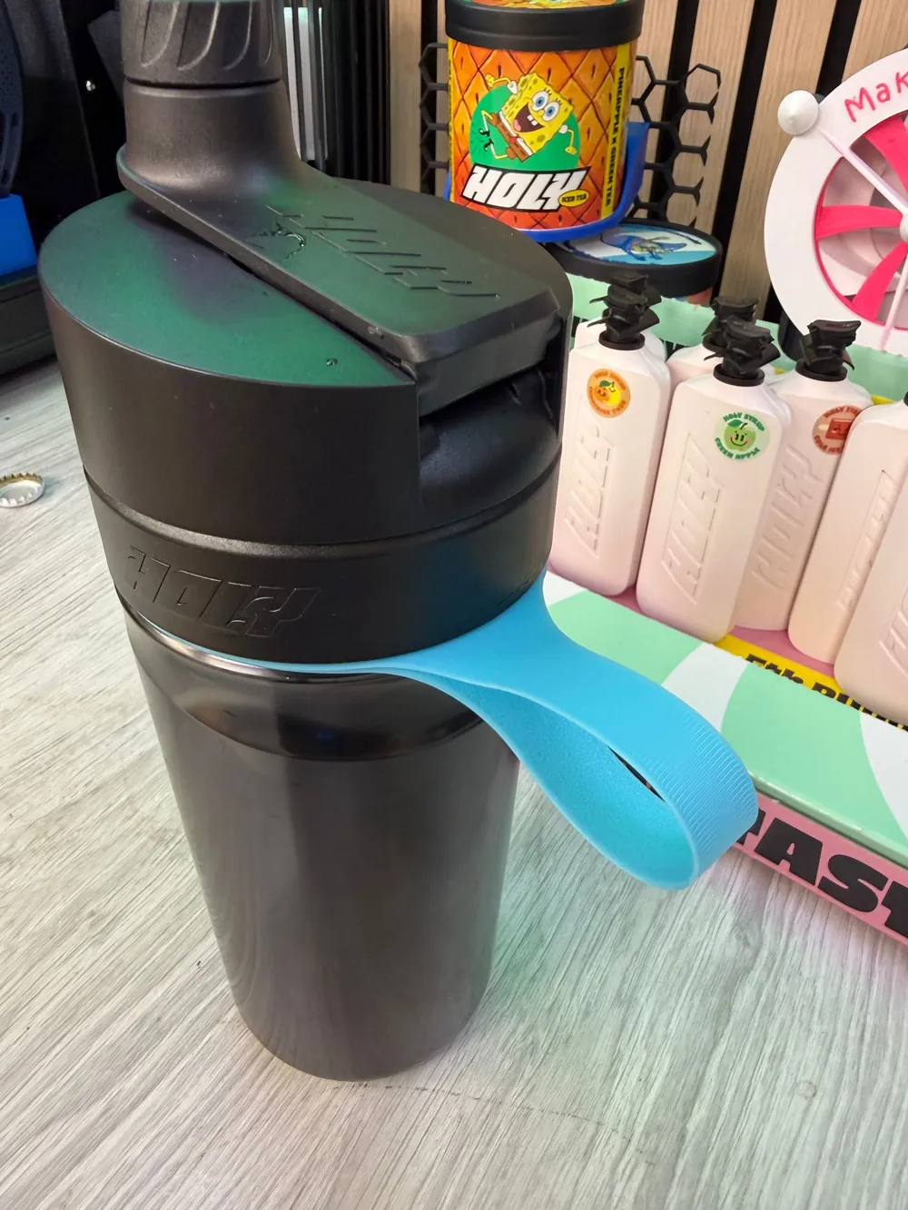 One Loop Syrup HOLY SYRUM Loop - Schlaufe für neue SYRUP Flasche – Kostenloses 3D ...