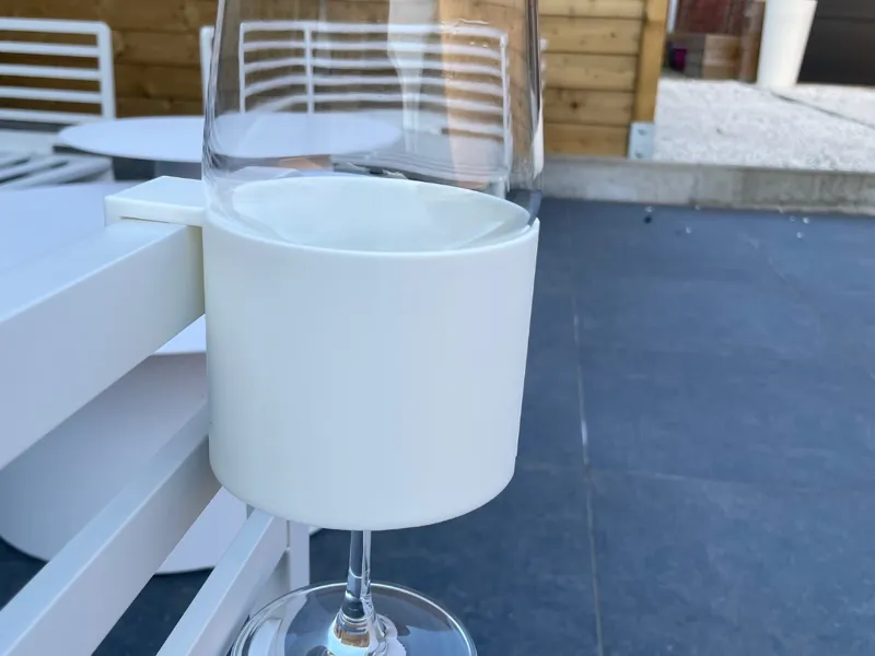 Cup or glass holder for lounge 