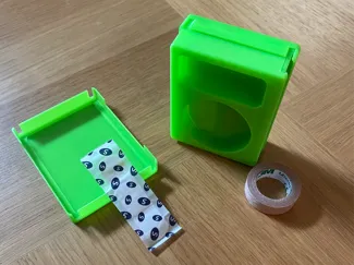 Simple first aid box