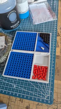 0.2mm layer, 2 walls, 15% infill, Pins leicht dicker