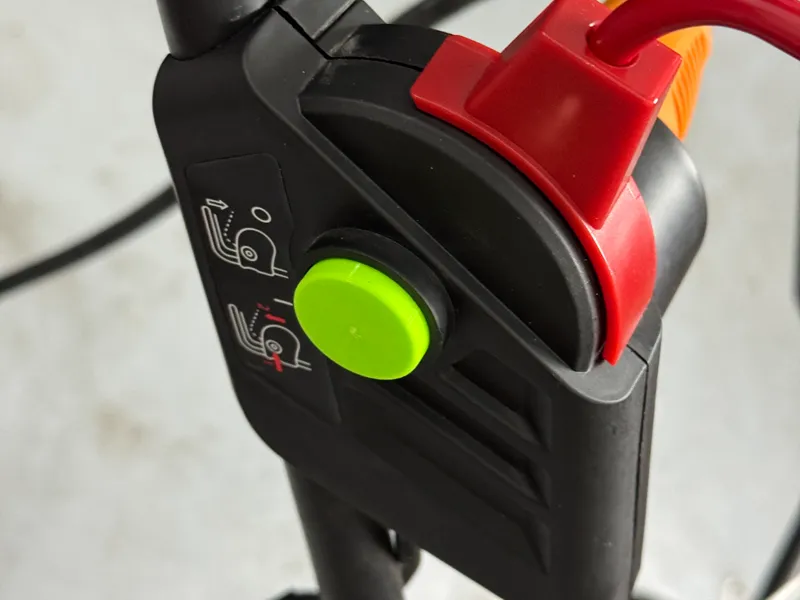 Parkside PLV 1500 B1 scarifier switch button