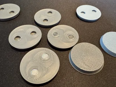 32mm Miniatures base with magnet slots