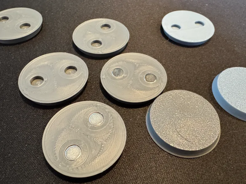 32mm Miniatures base with magnet slots