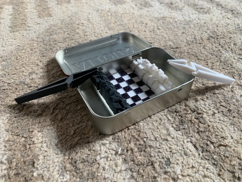 Altoid chess set