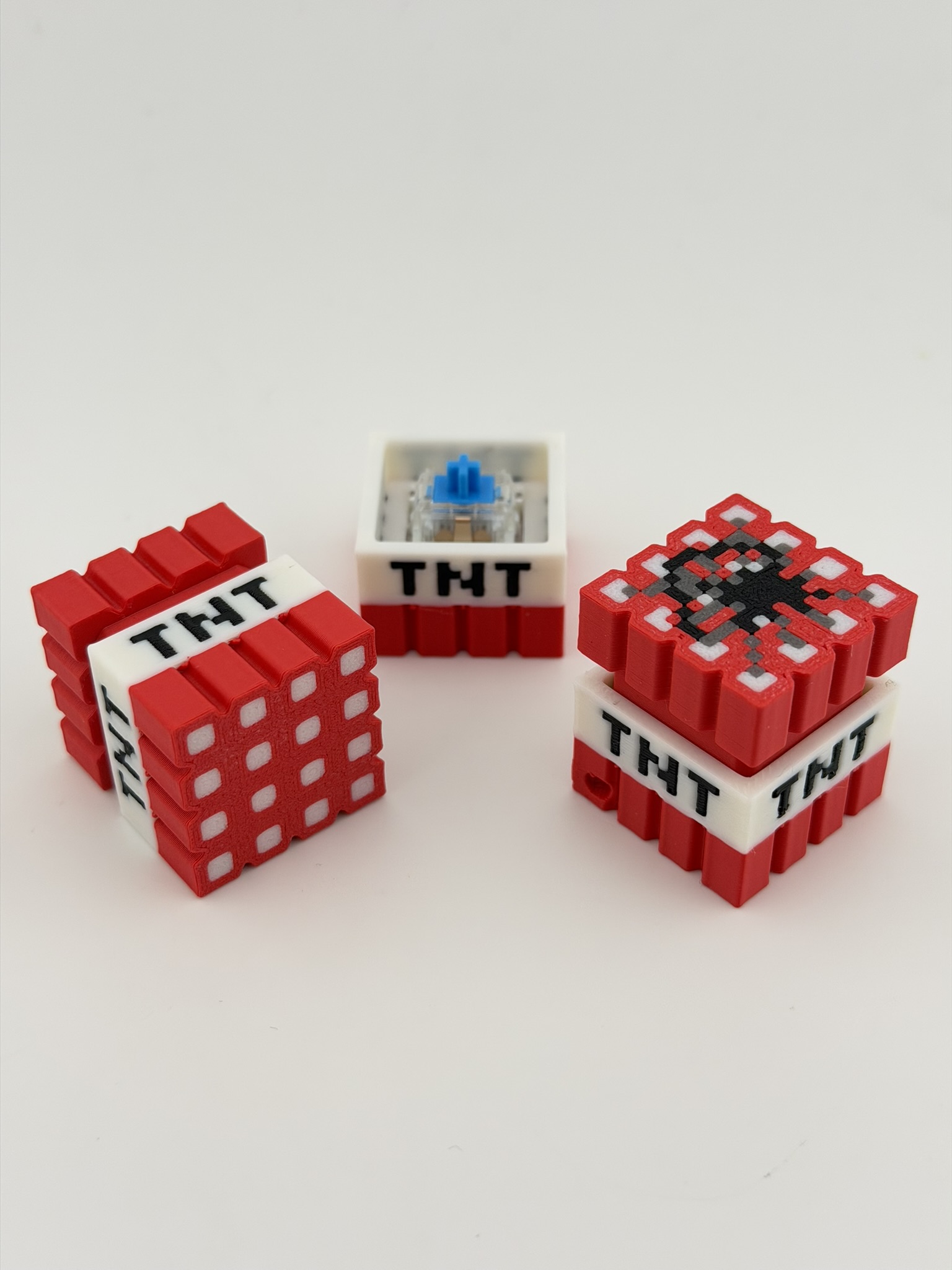 Miniatura 2 do modelo 3D TNT clicker - inspired Minecraft