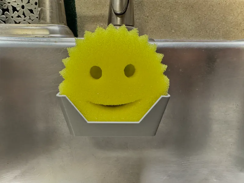 Scrub daddy sponge holder for sink
