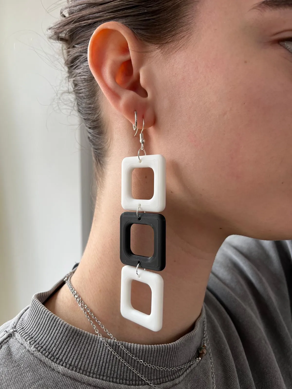 Retro Square Link Earrings view 2