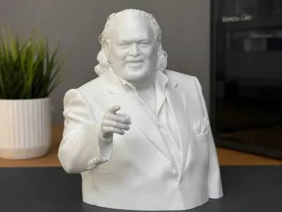 Parrita singer bust cachaba
