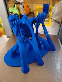 Figurine du robot Gigantor avec socle — photo 3