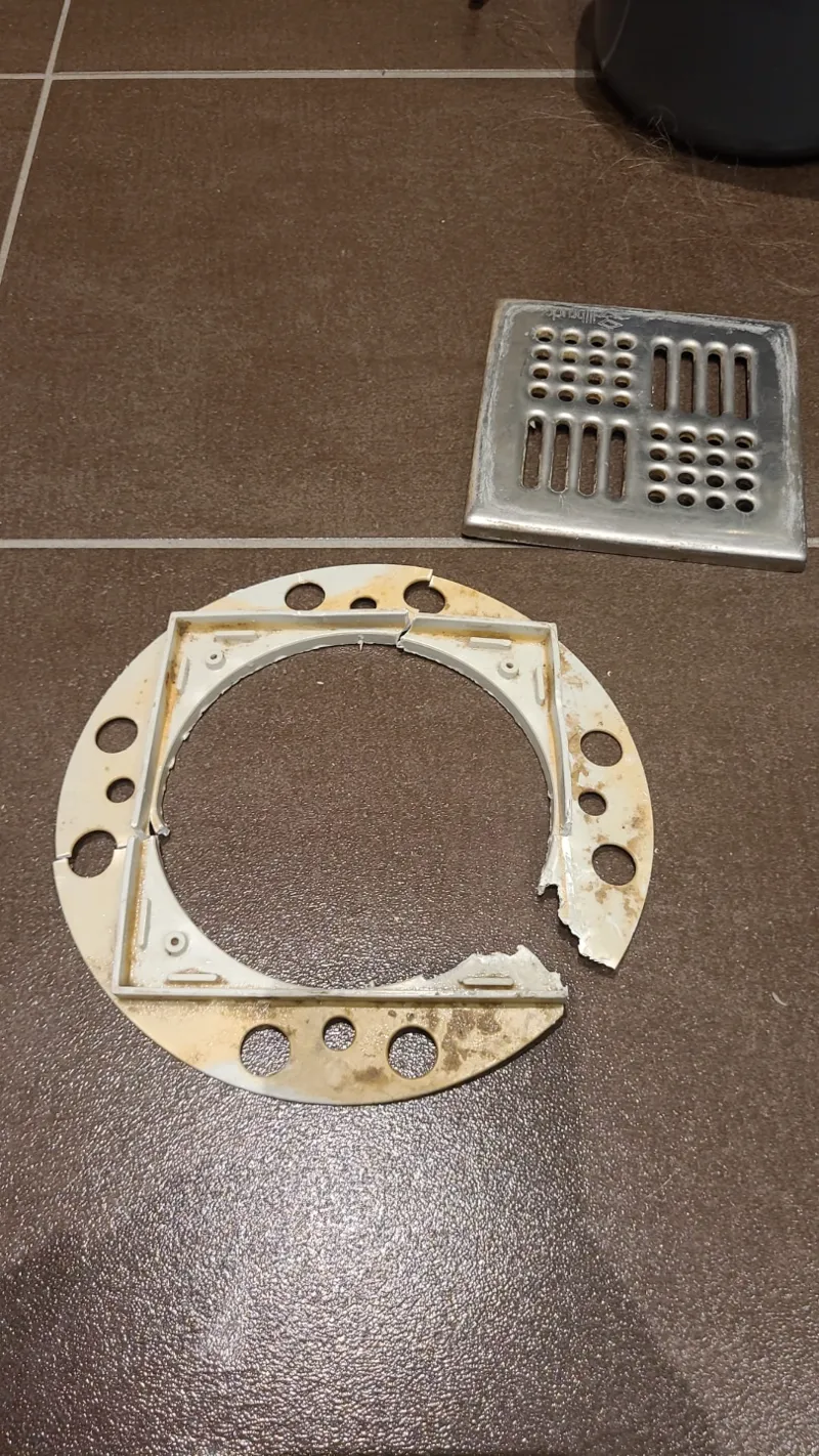 Drainage grate holder replacement
