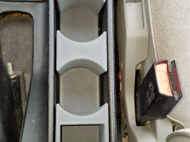 E34 Can holder