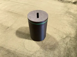 Money bank w screw lid