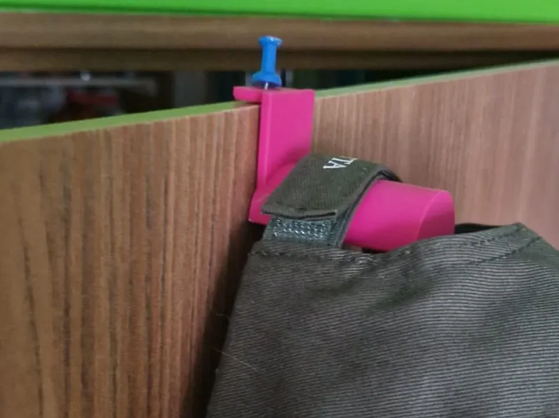 Hat holder