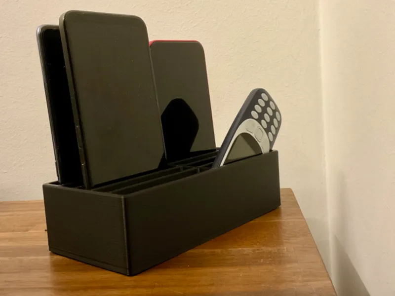 Ten slot phone station for most of the phones