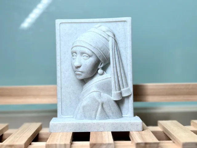 Girl with a Pearl Earring Sculpture