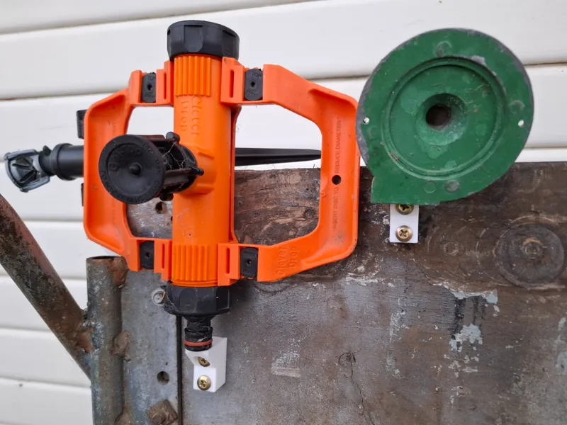 Hose Attachment Hanger
