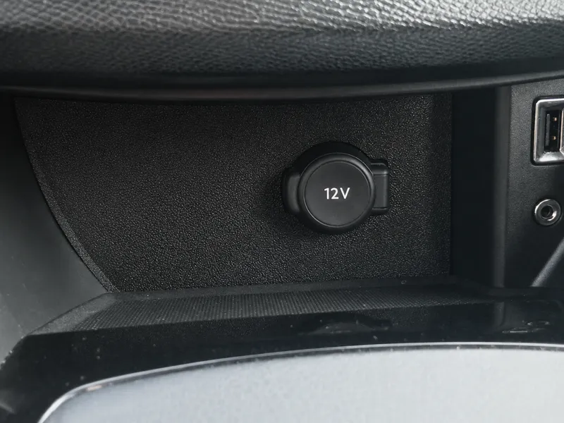 Peugeot 308 T9 OBD socket cover - spare part