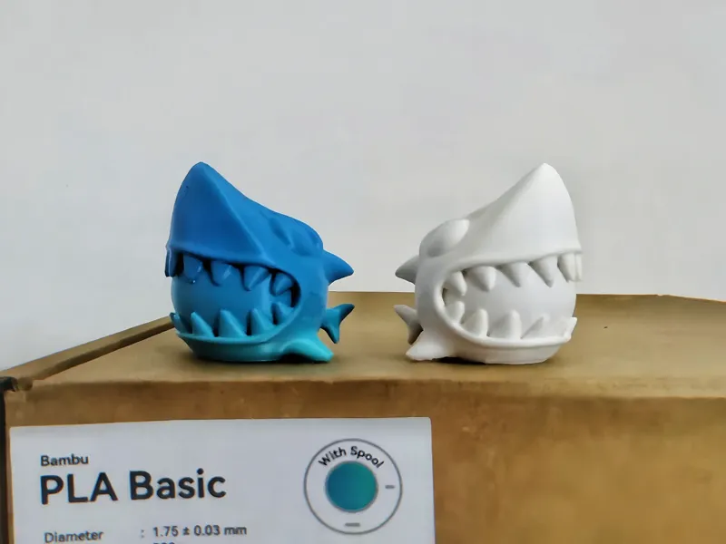 凶萌大鲨鱼Fierce and cute great white shark