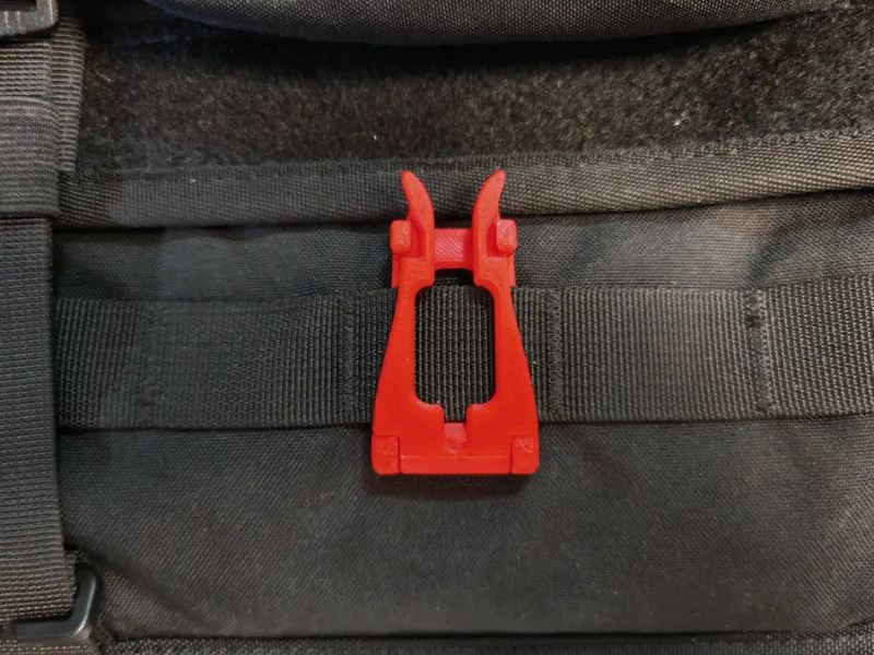 molle clip