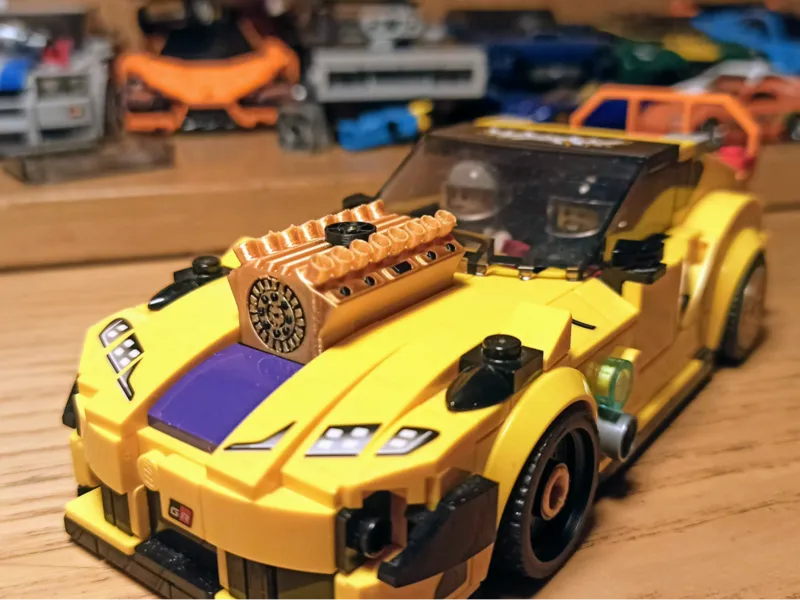 Extreme V16 Engine for Building Bricks