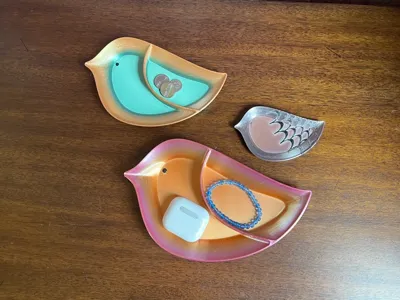 Bird shape trays