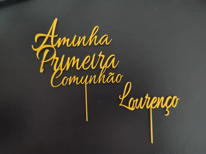 Topo de bolo"A minha primeira comunhão"e"Lourenço"
