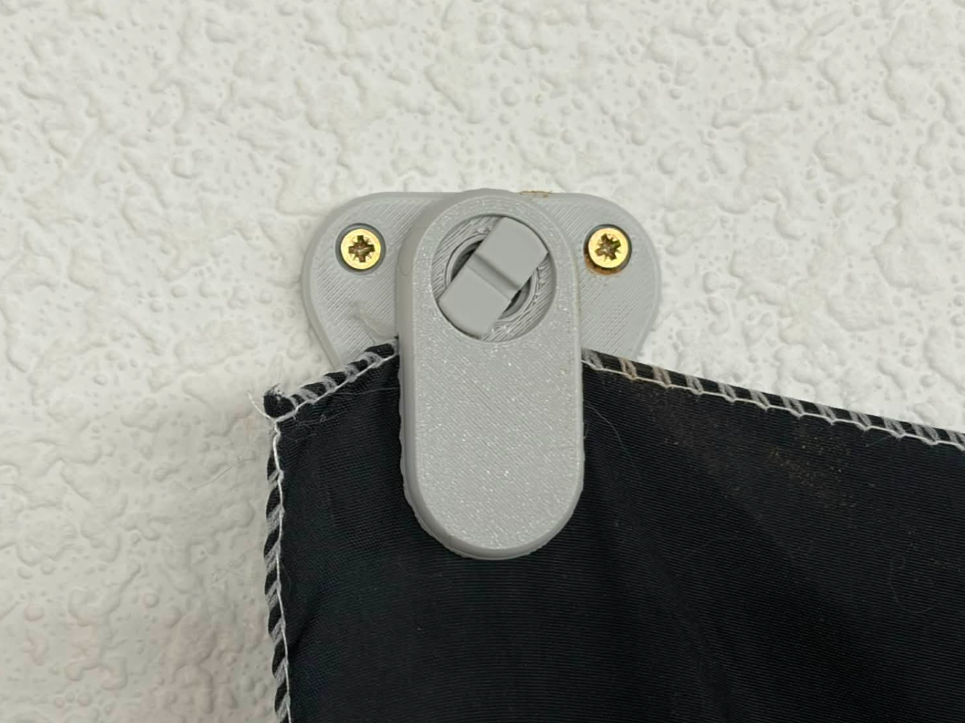 Tapestry Clip