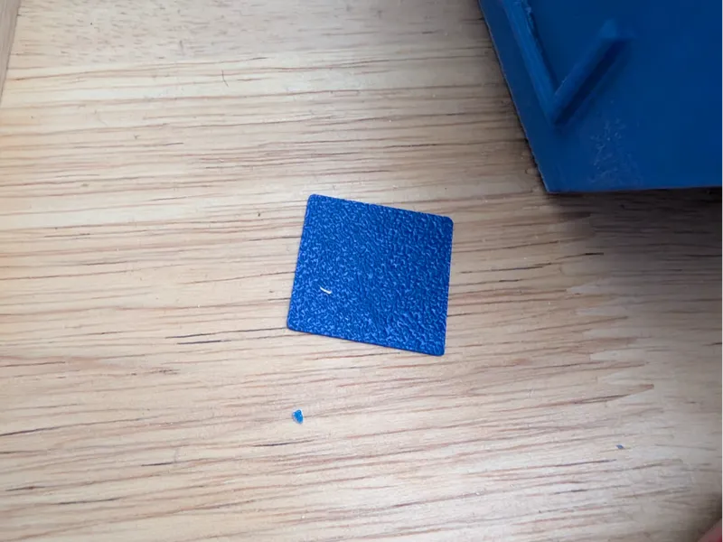 Plug for work table