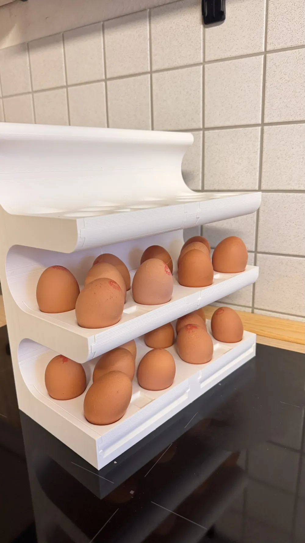 Egg rack for XL eggs with compartments - Free 3D Print Model - MakerWorld
