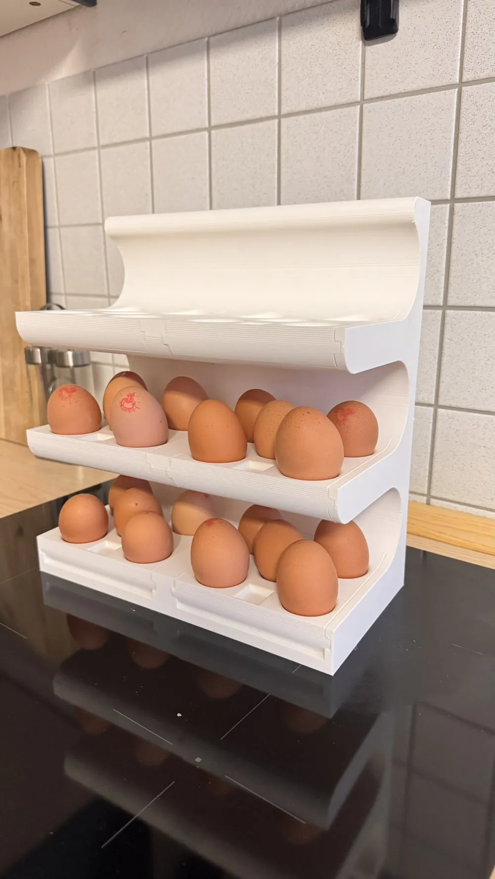 Egg rack for XL eggs with compartments - Free 3D Print Model - MakerWorld