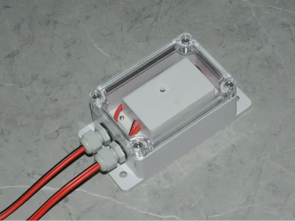 Support de fixation pour module dans boîtier IP66